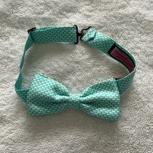 Boys Vineyard Vines BowTie!
